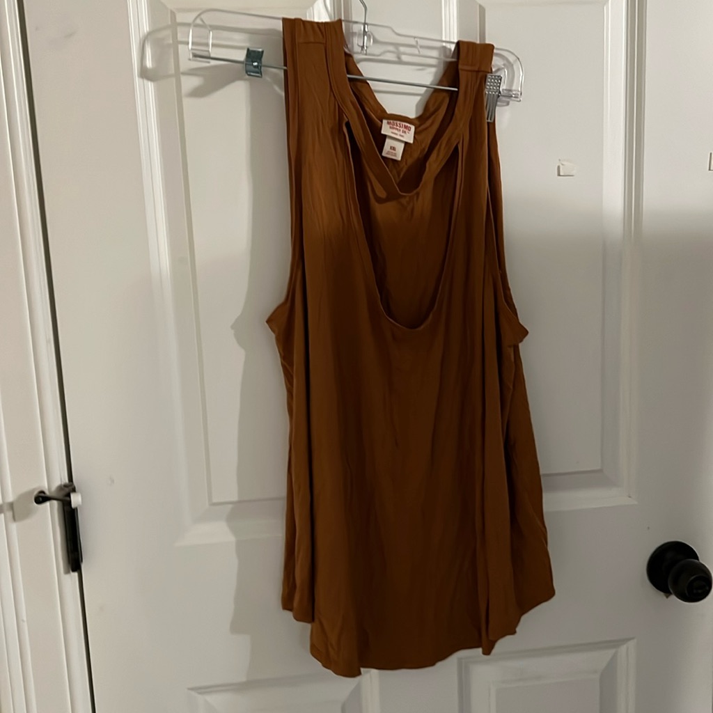 Brand New Brown Top Brand New Brown Top
